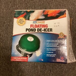 The Farm Innovators Ice Chaser Premium Cast Aluminum Floating Pond De-Icer